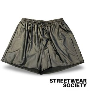 XL Streetwear Society Black PU Leather High Waisted Shorts 🖤